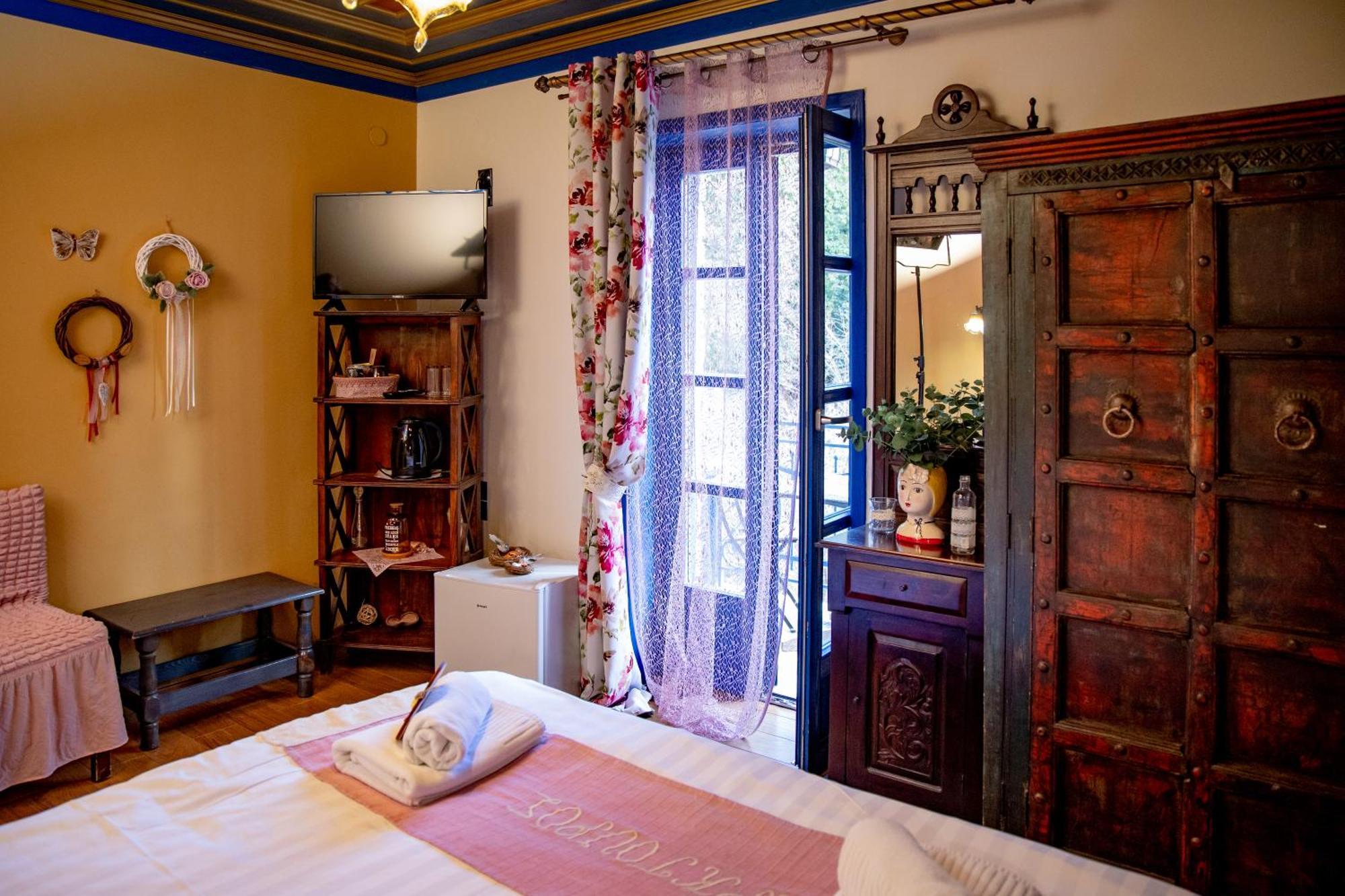Arktouros Hotel Monodendri Bagian luar foto