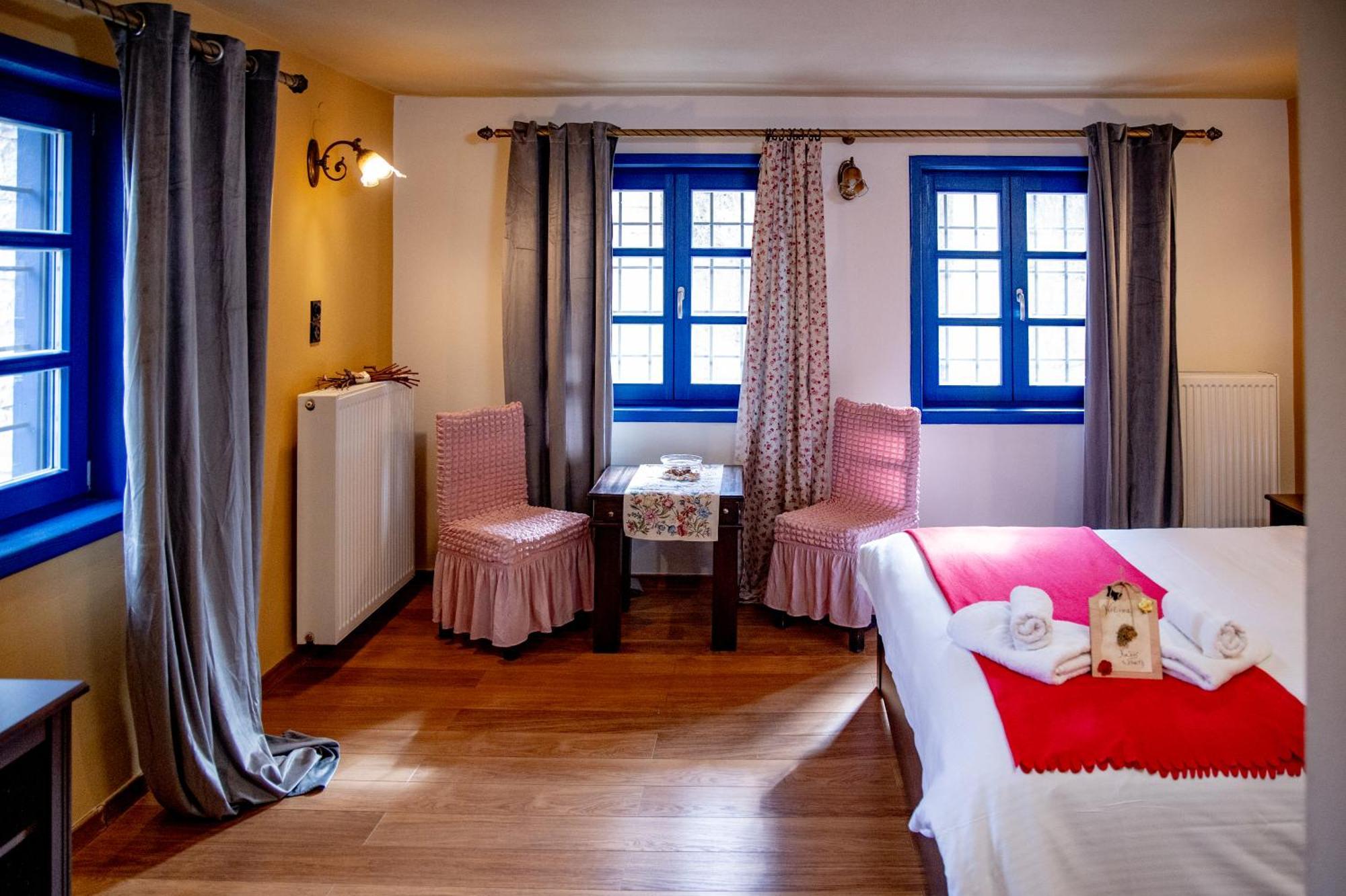 Arktouros Hotel Monodendri Bagian luar foto