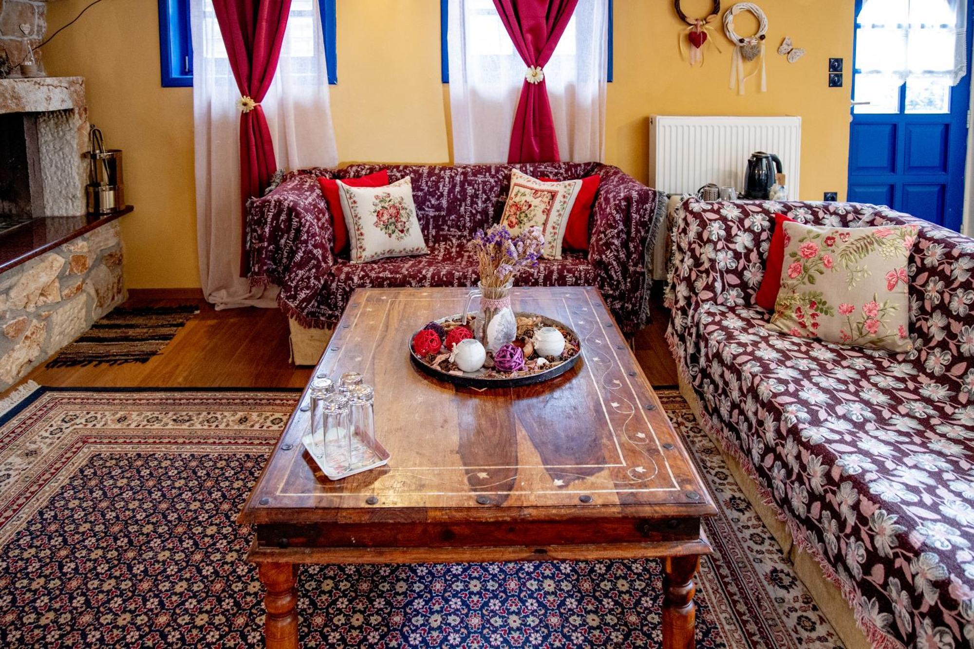 Arktouros Hotel Monodendri Bagian luar foto